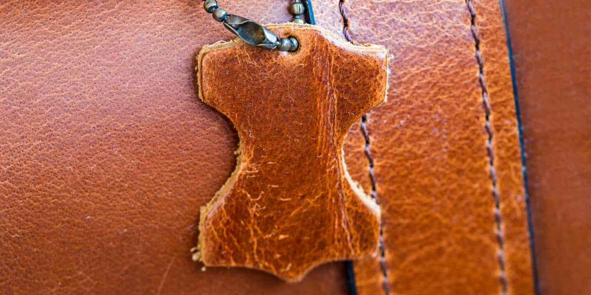 Nettoyer une sacoche en cuir