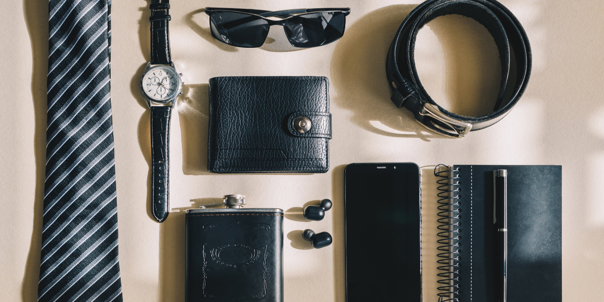 Quels sont les accessoires pour homme tendances en 2025 ?