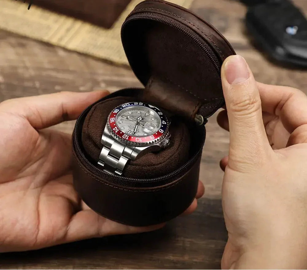 Boîtier de voyage pour montre en cuir