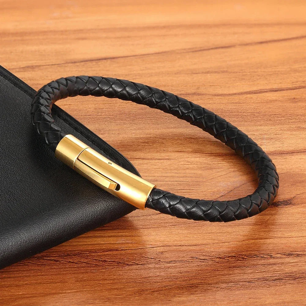 Bracelet en cuir pour homme avec bouton en acier inoxydable