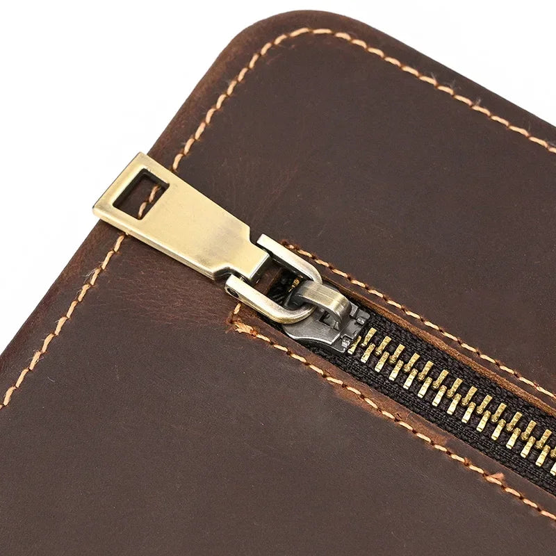 Conférencier en cuir