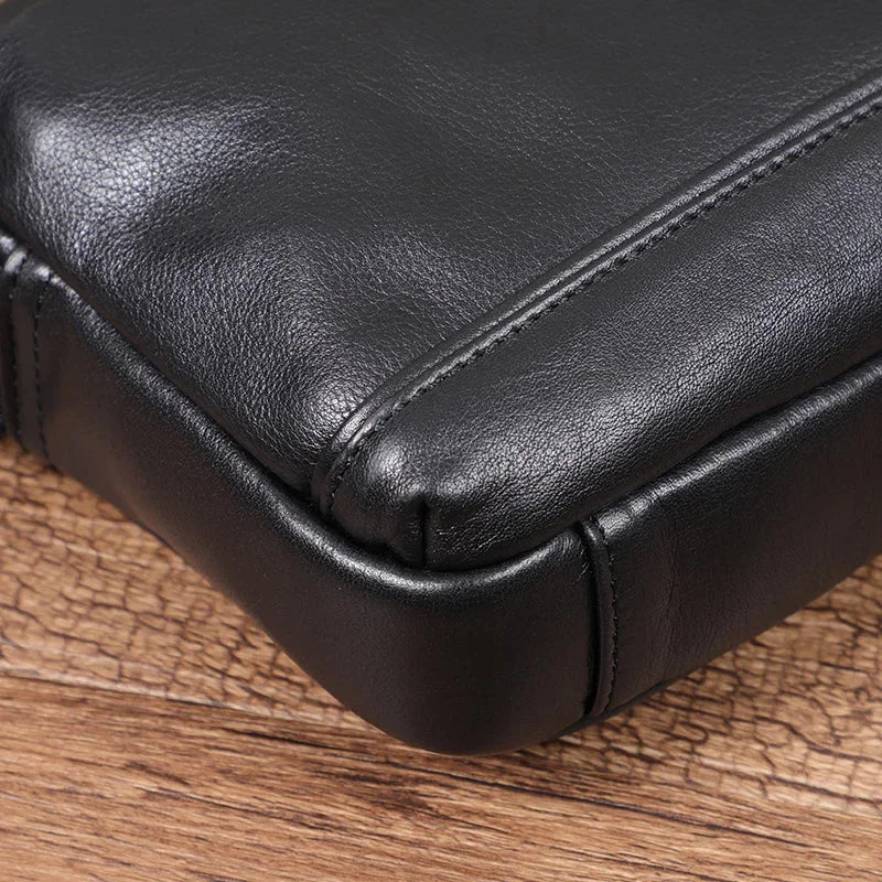 Petite sacoche pour homme en cuir