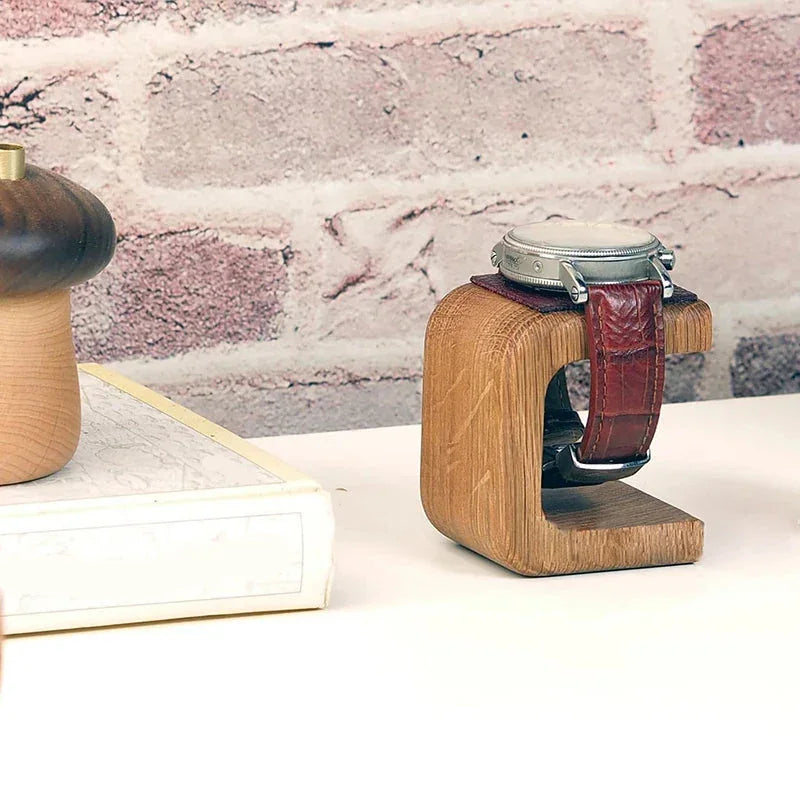 Présentoir pour montre en bois