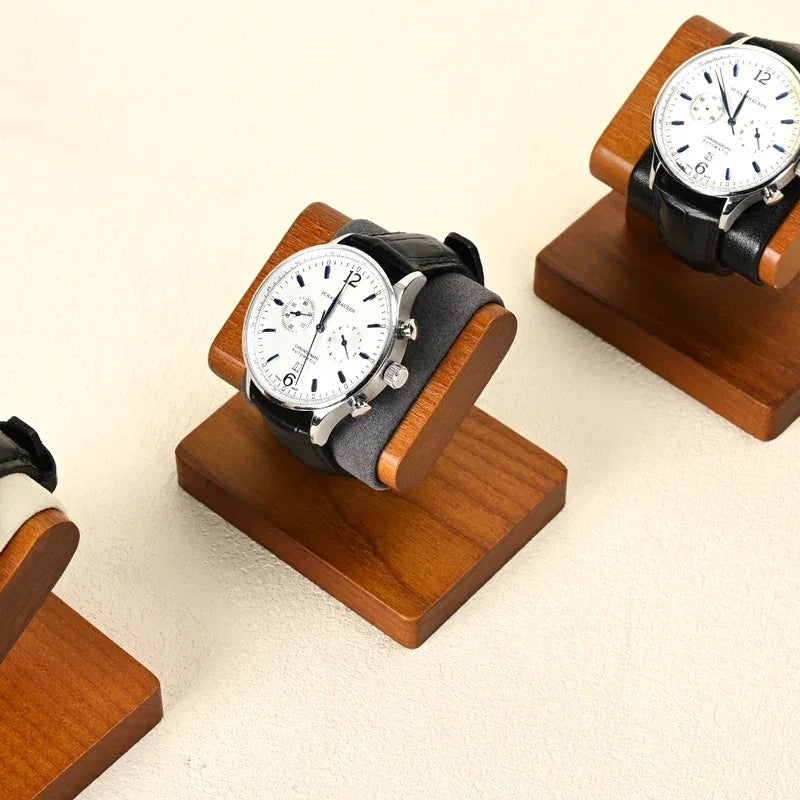 Présentoir pour montre homme en bois