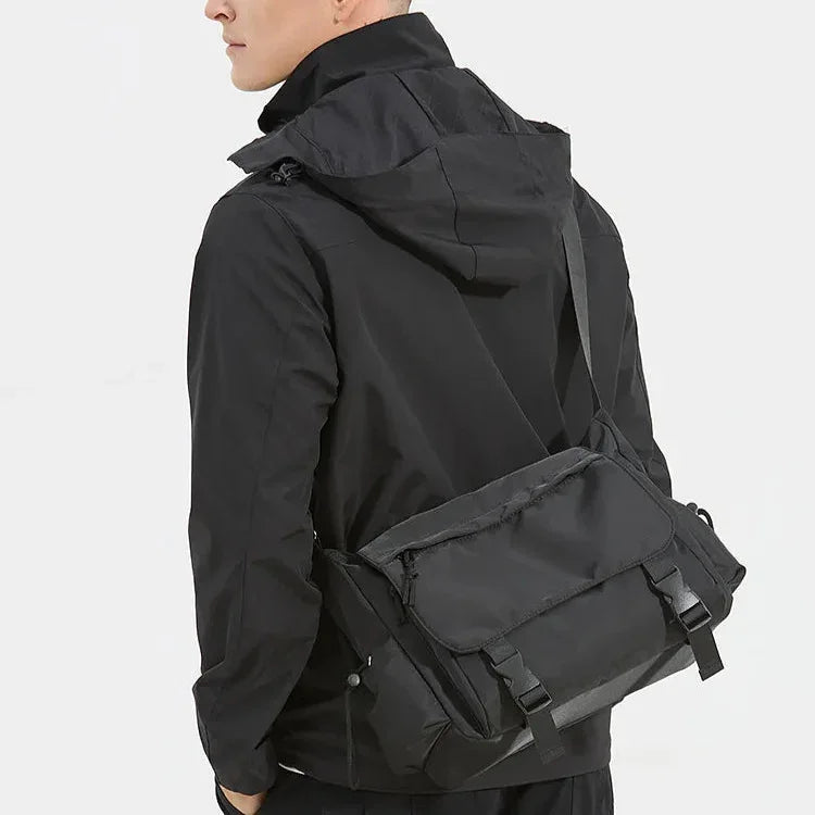 Sacoche bandoulière homme noire tactique