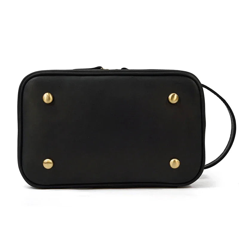 Trousse de toilette homme en cuir