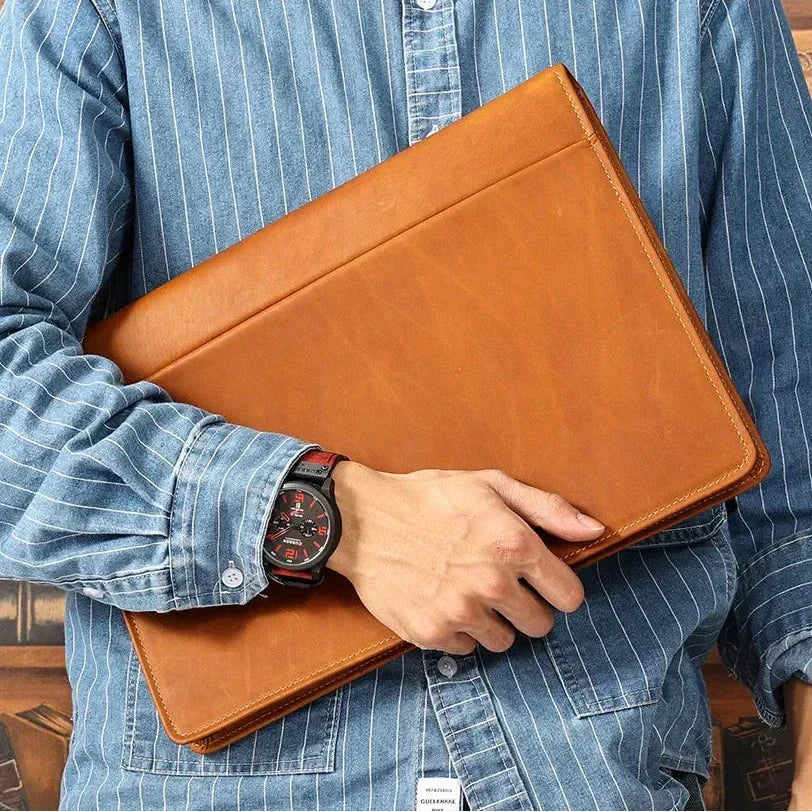 Conférencier en cuir pour homme